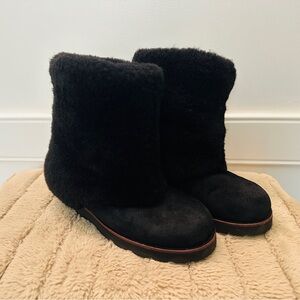 UGG Maylin 3220 Sheepskin Shearling Cuff Boots Black Size 8